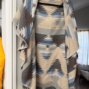 Geometric wool blend Shawl